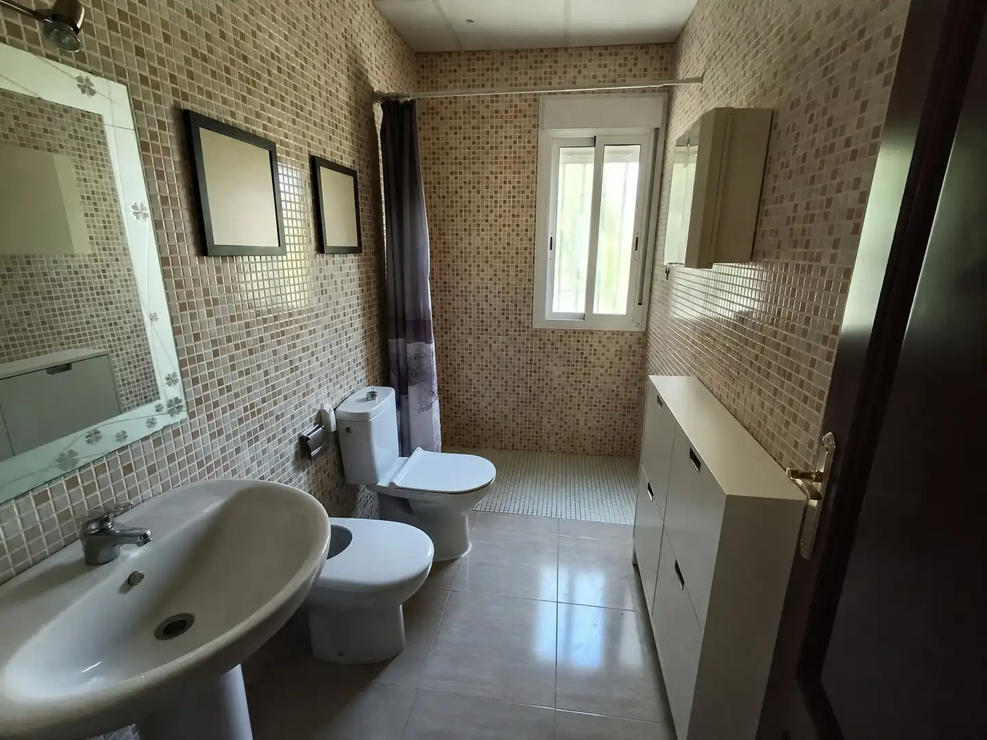 Baño de Casa o chalet en venta en La Carlota con Aire acondicionado, Jardín privado y Terraza