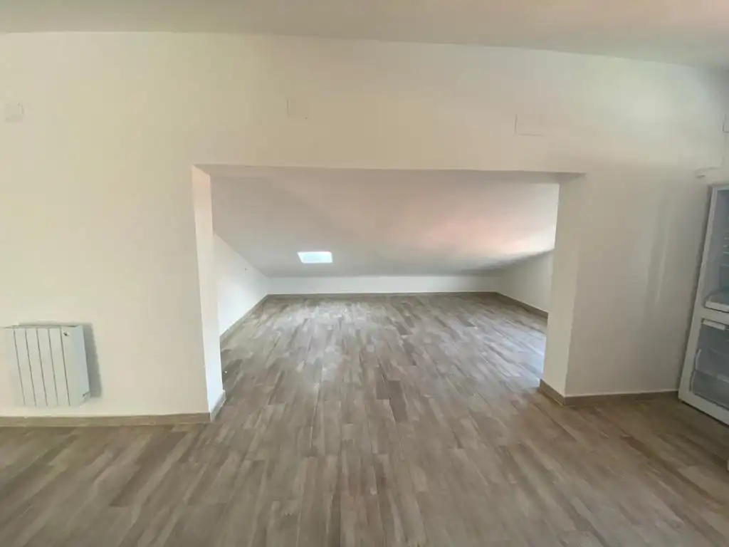 Casa o xalet en venda en Casarrubios del Monte amb Jardí privat, Piscina i Moblat