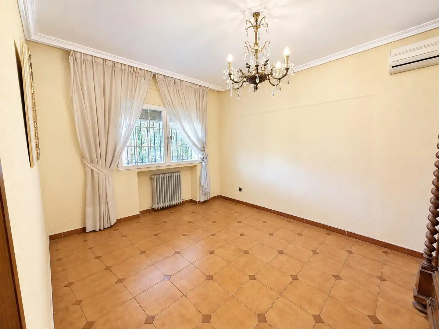 Comedor de Casa o chalet en venta en Villaviciosa de Odón con Aire acondicionado, Calefacción y Jardín privado