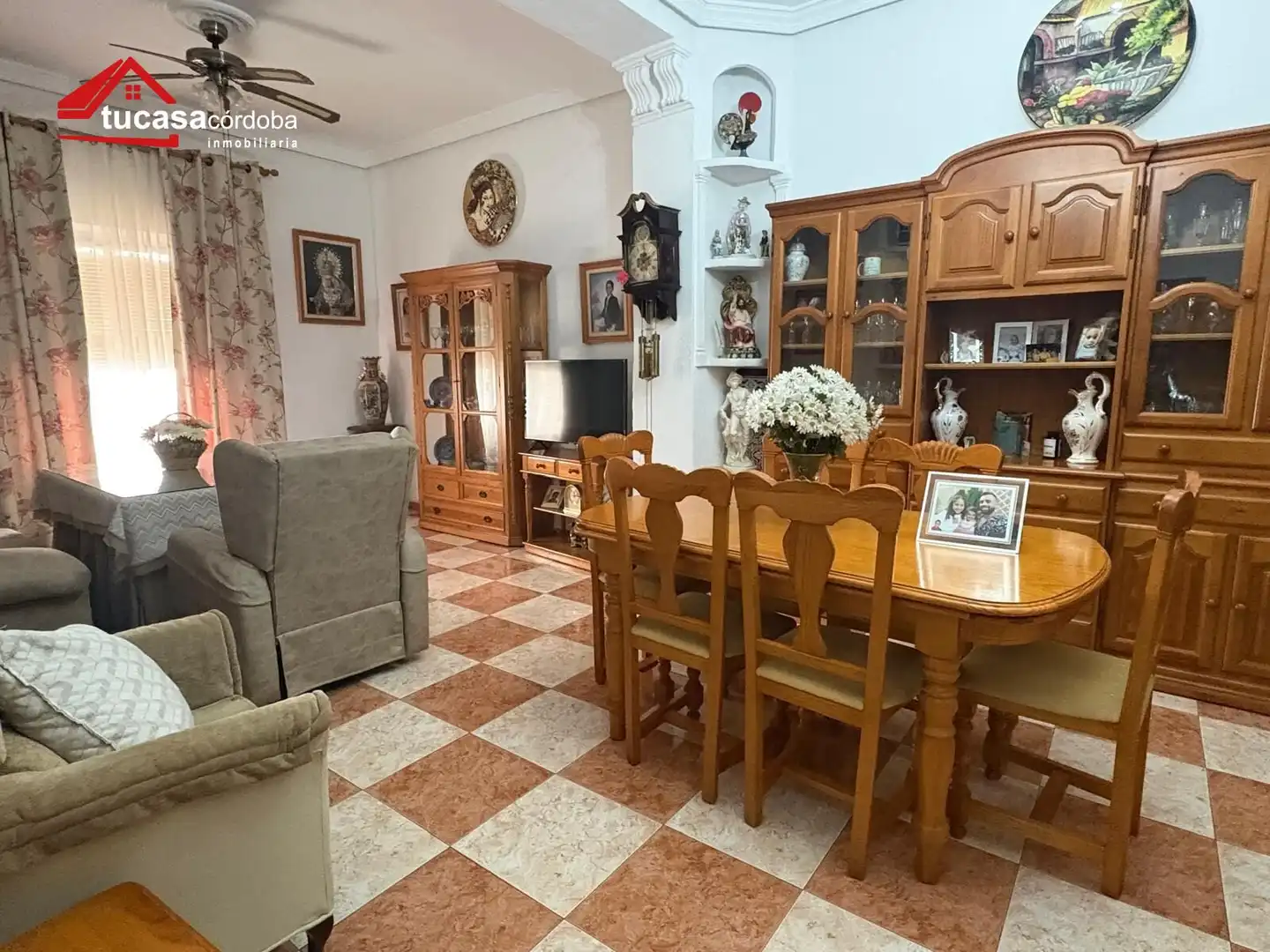 Sala de estar de Casa o chalet en venta en Córdoba con Aire acondicionado, Terraza y Trastero