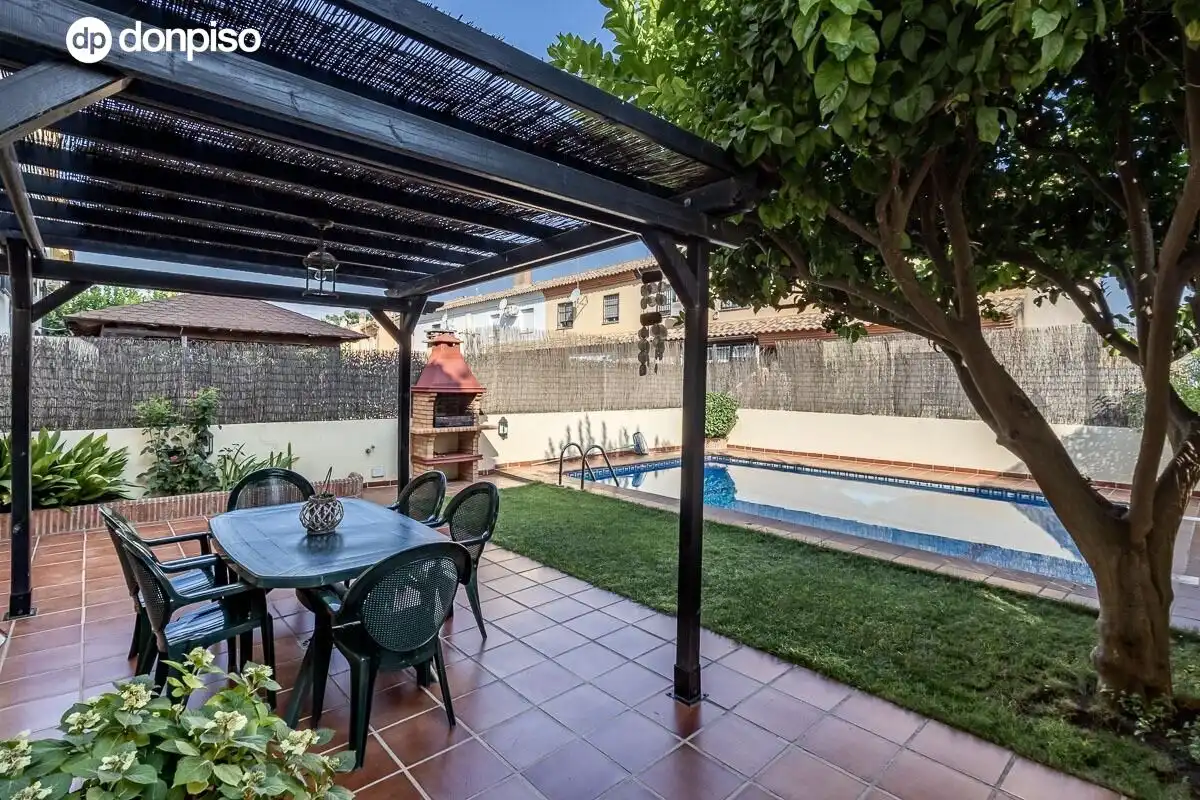 Home with pool for sale in Calle CARLOS CANO (HI), imagen 4