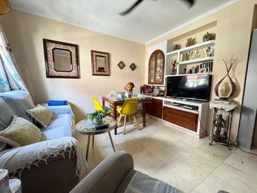 Appartamento con balcone in vendita a Isla Chica