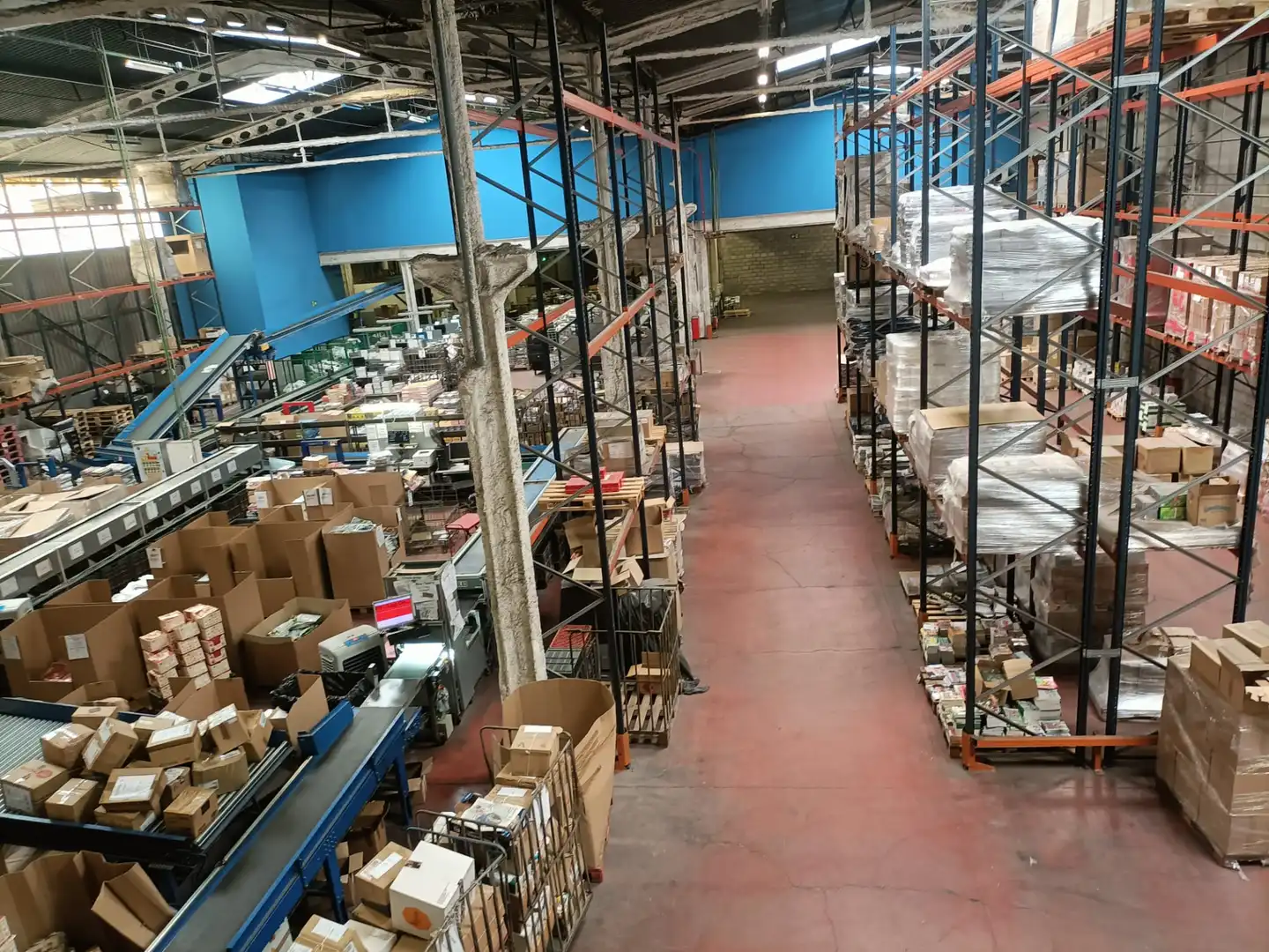Nave industrial de alquiler en Barcelona con Calefacción y Alarma