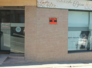 Local commercial à louer à Cami Mas Martí 28