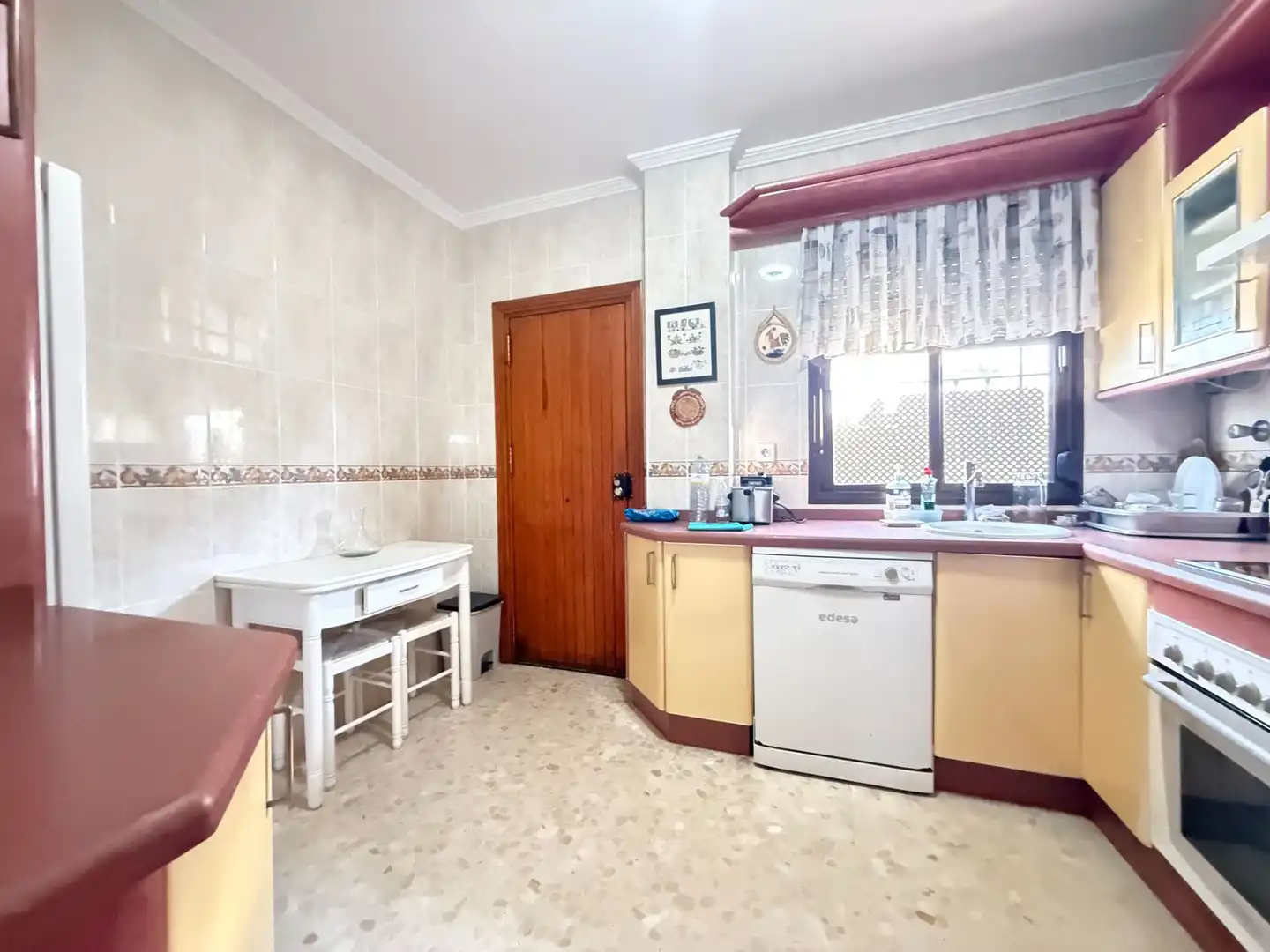Cocina de Casa adosada en venta en Aljaraque con Aire acondicionado y Amueblado