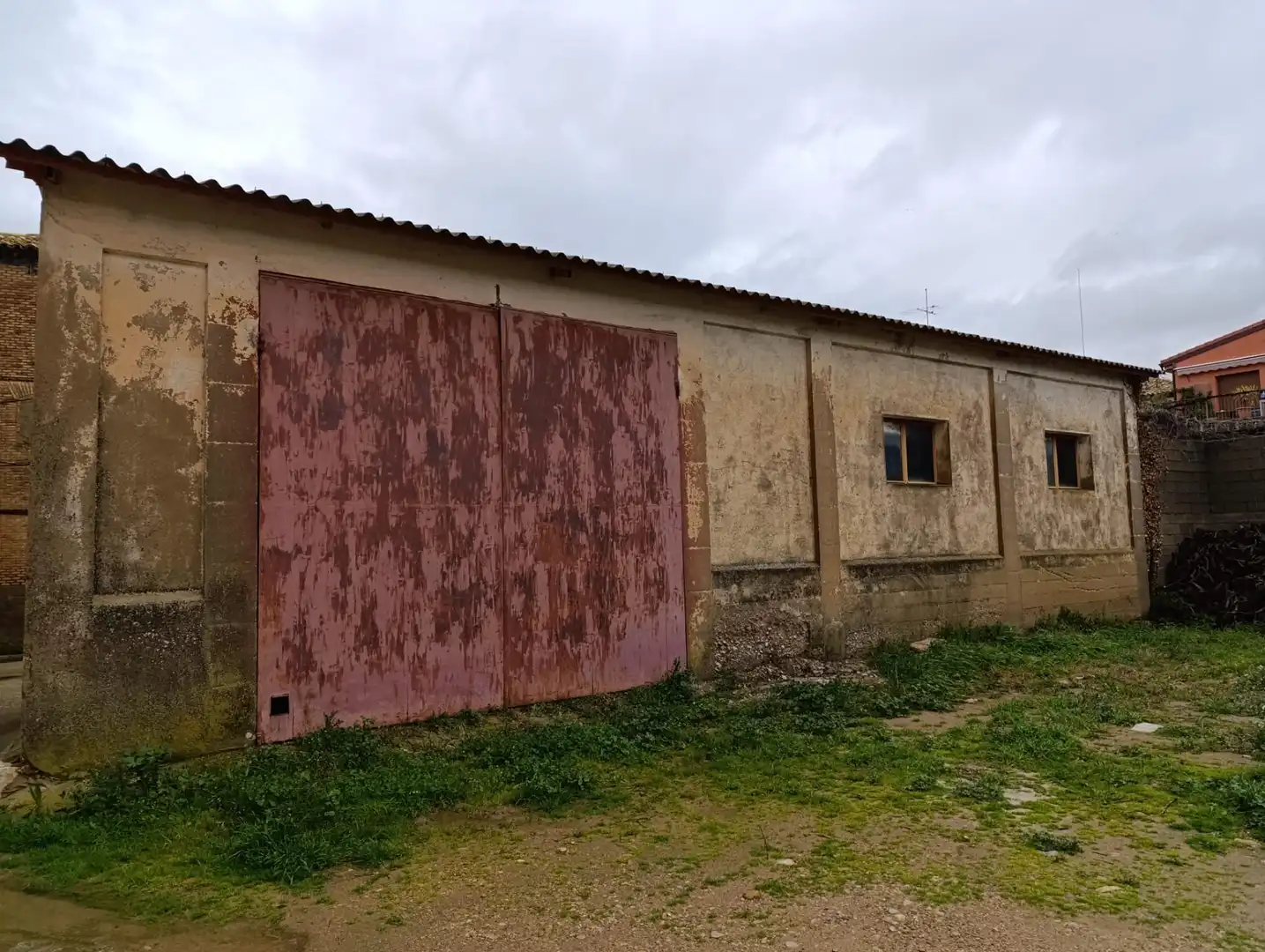 Exterior view of Industrial buildings for sale in La Sotonera