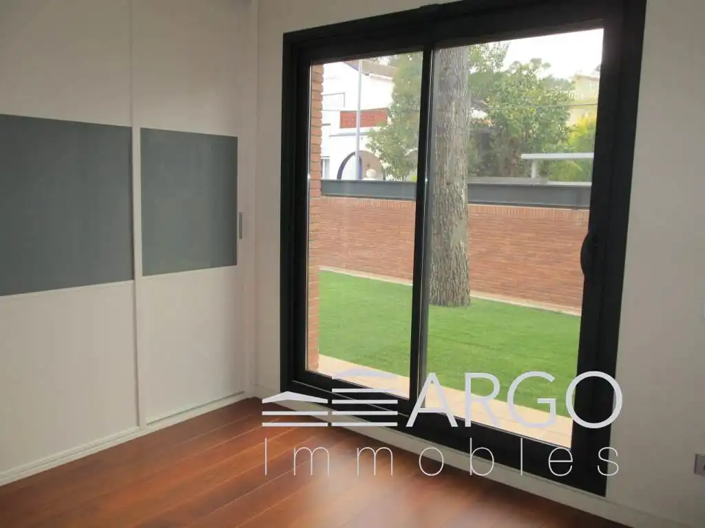 Bedroom of Houses for sale in Sant Cugat del Vallès  with Air Conditioner, Heating and Private garden