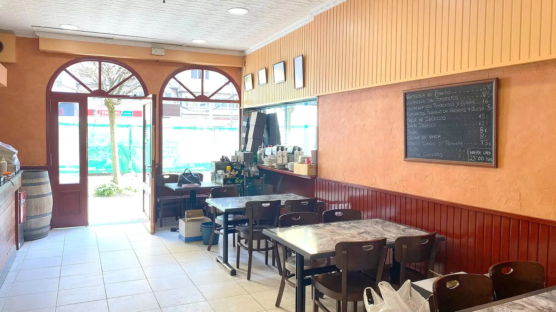 Local en venta en Rúa Luis Seoane Pintor, 3, A Milagrosa