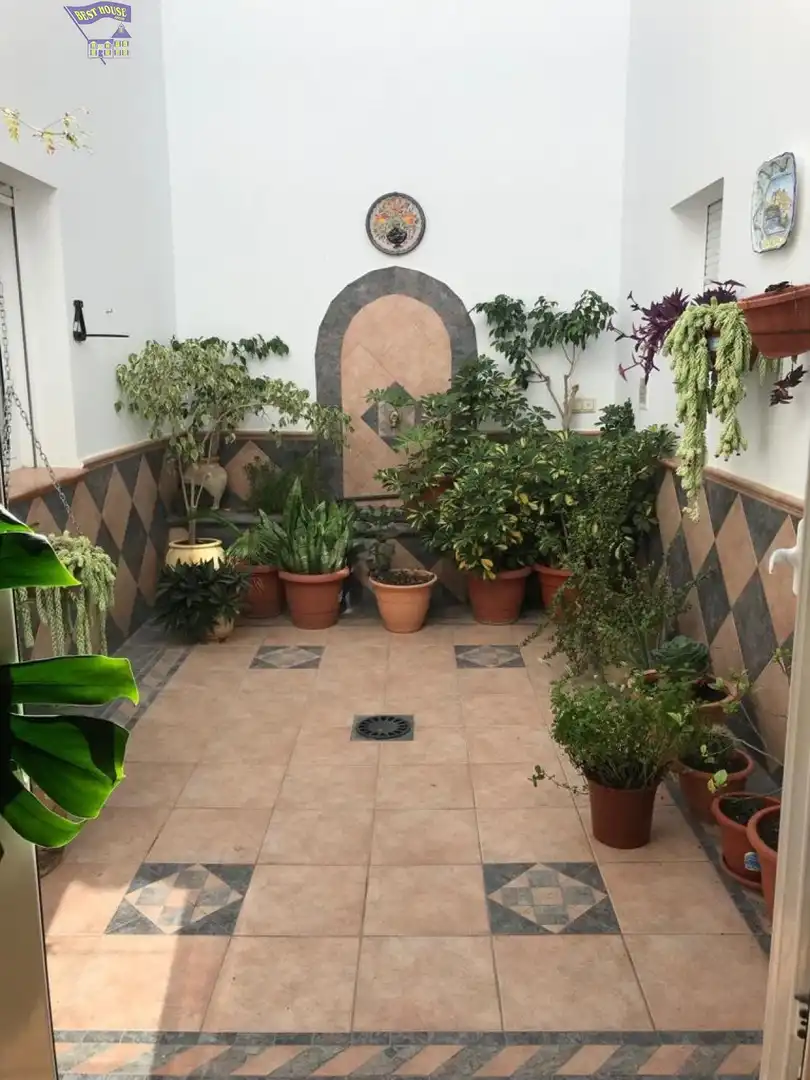Casa con terraza en venta en Arcos de la Frontera