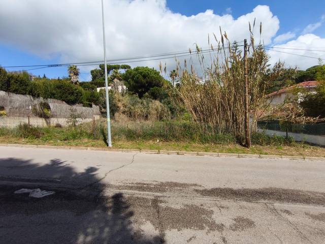 Terreno residencial en Venta en Carrer de Prat de la Riba en Alella