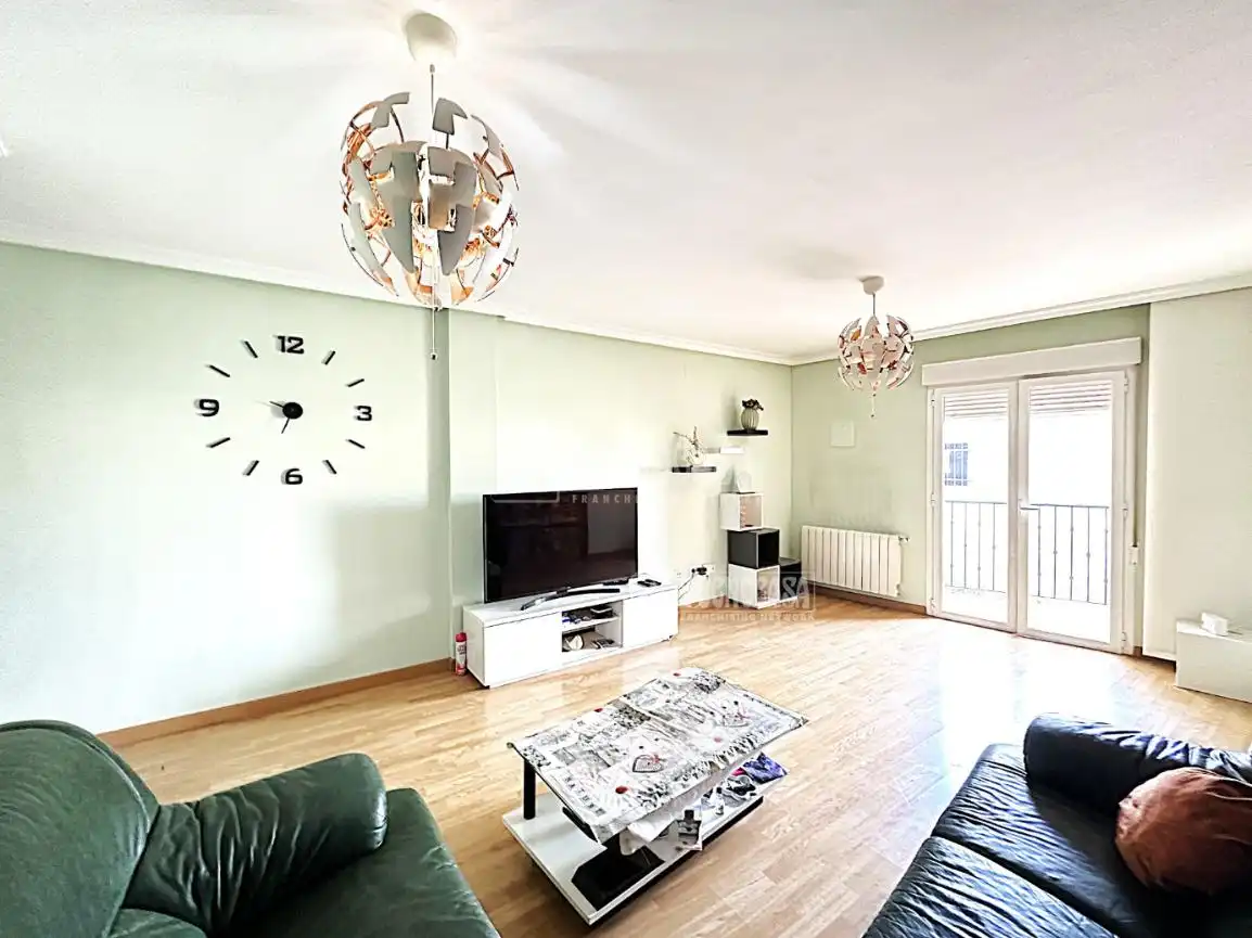 Piso con terraza en venta en C. Hornillos, imagen 9