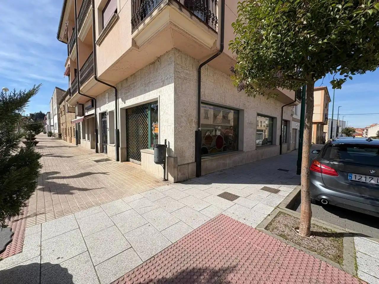 Local commercial à louer à Calle Santa Clara, imagen 2