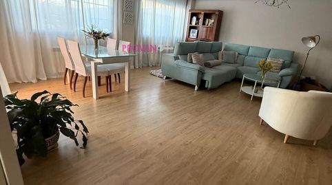 Foto 3 de Casa adosada en venta en Los Hueros, Villalbilla