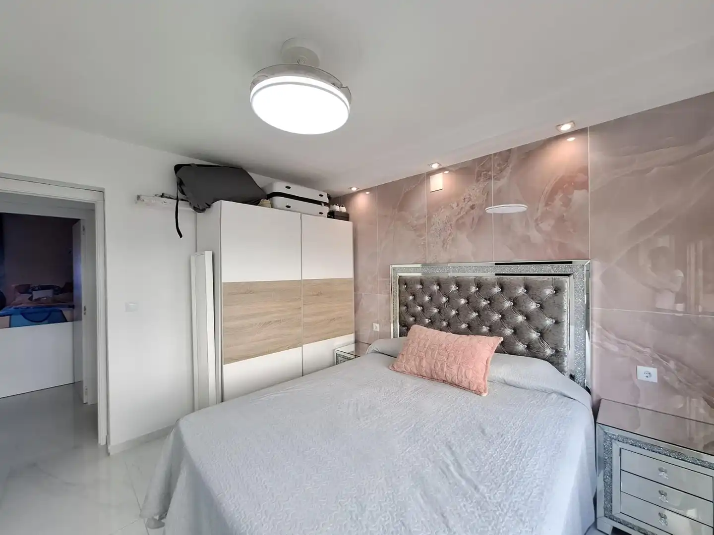 Habitación de Piso en venta en Marbella con Aire acondicionado y Piscina comunitaria