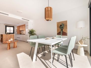 Adosado de obra nueva con balcón en venta en Cox
