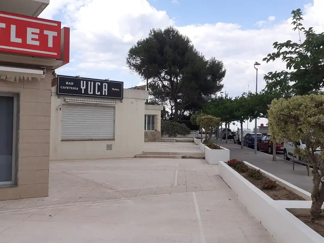Local de alquiler en Playa de Gandia