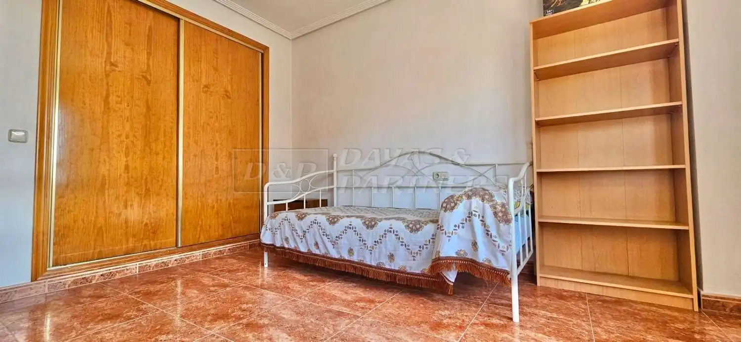 Dormitori de Casa adosada en venda en Orihuela amb Terrassa