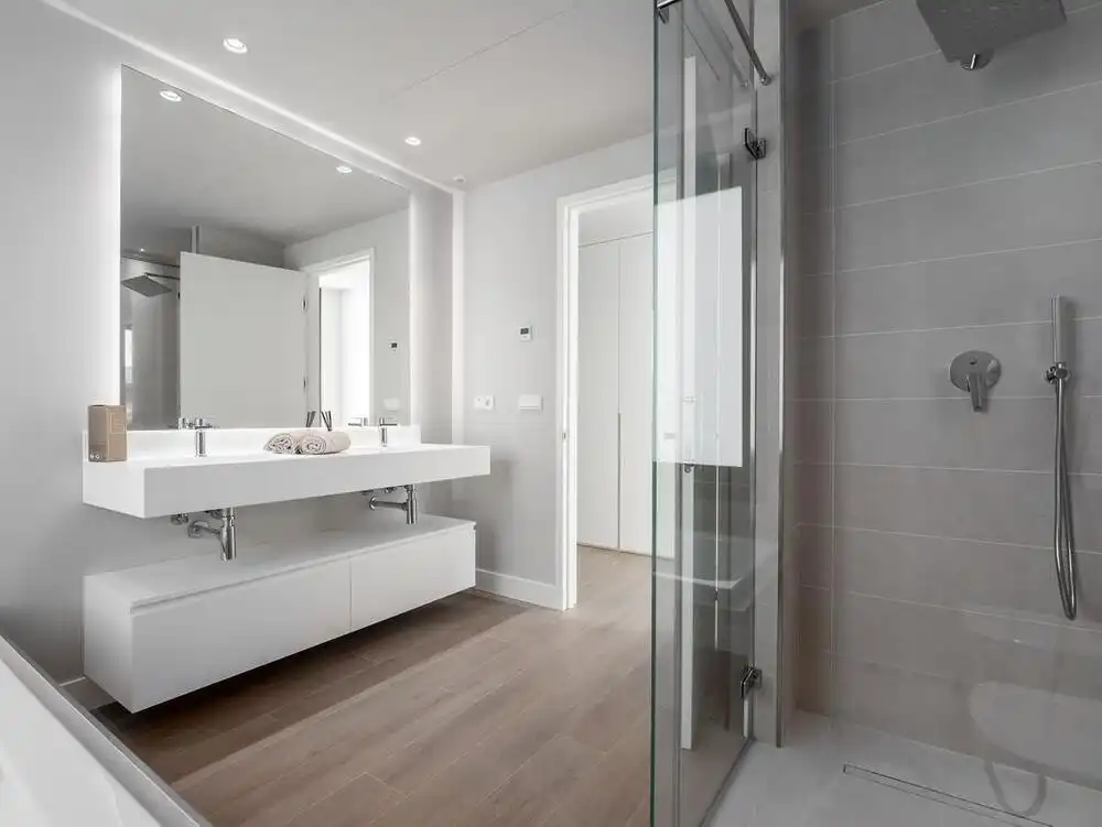Bathroom of Houses for sale in Estepona  with Air Conditioner, Private garden and Terrace