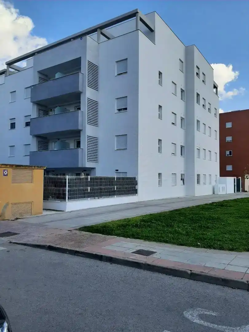Außenansicht von Garage zur Miete in Puerto Real