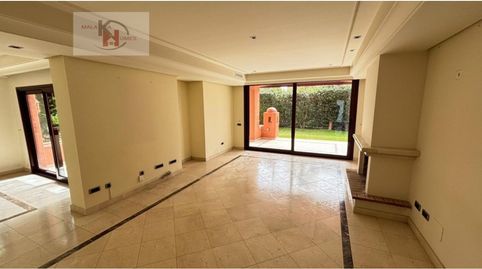 Foto 4 de Casa adosada en venta en Lomas de Marbella Club, Marbella