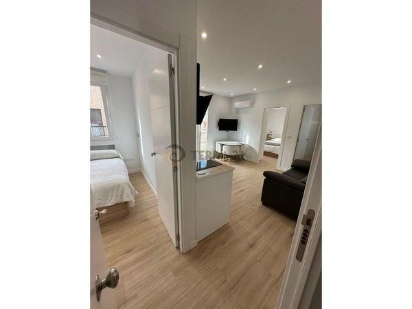 Bedroom of Flat to rent in  Jaén Capital