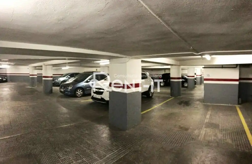 Parkplatz von Garage zum Verkauf in Barcelona