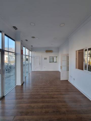 Local comercial en Alquiler en Calle Cartuja, 8 en Vallesequillo