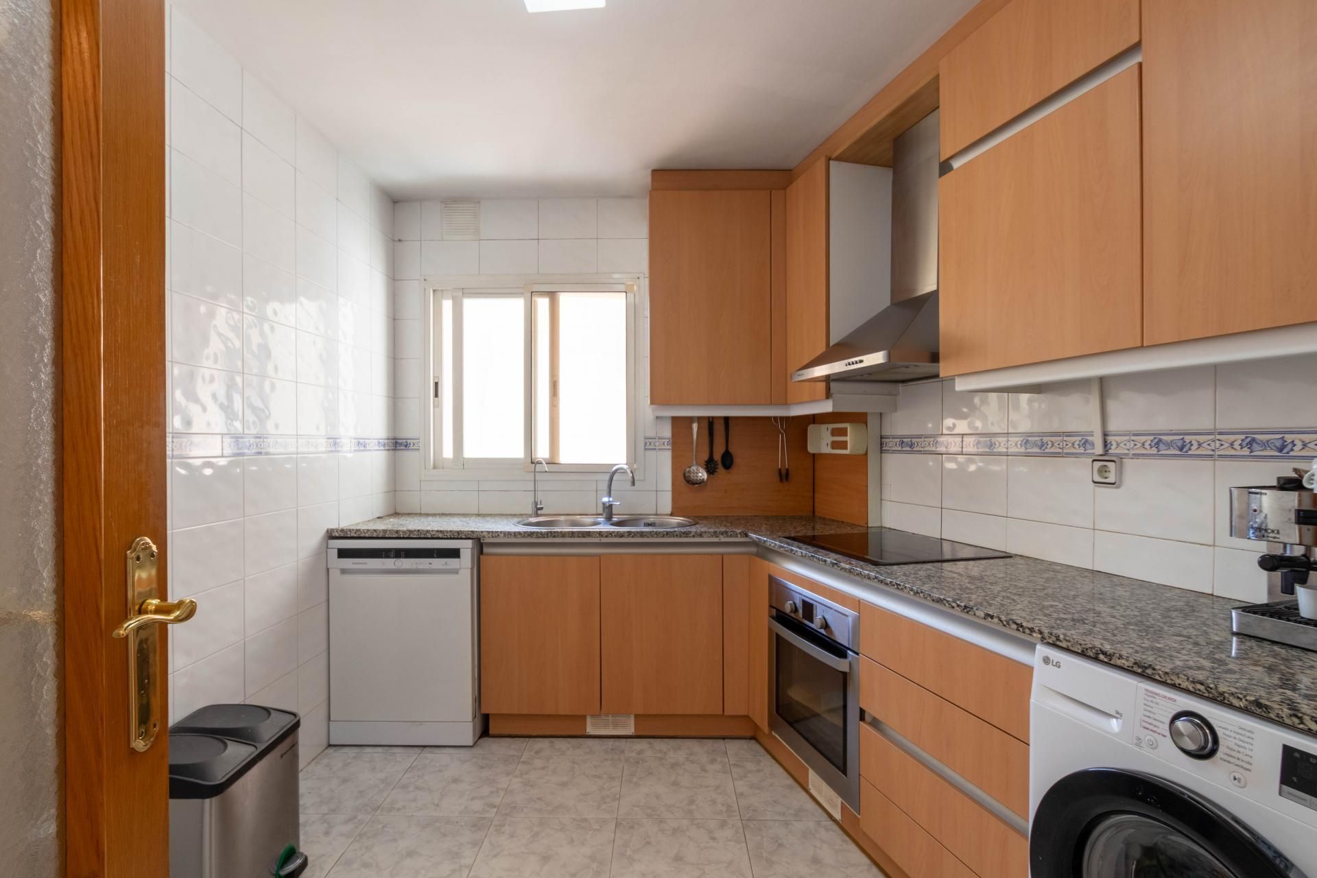 Kitchen of Duplex for sale in Terrassa  with Heating and Terrace