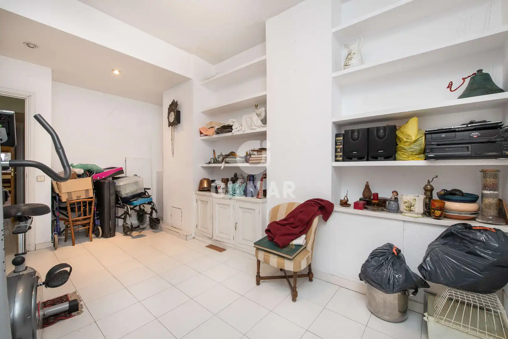 Wohnung zum Verkauf in Madrid mit Heizung, Privatgarten und Abstellraum