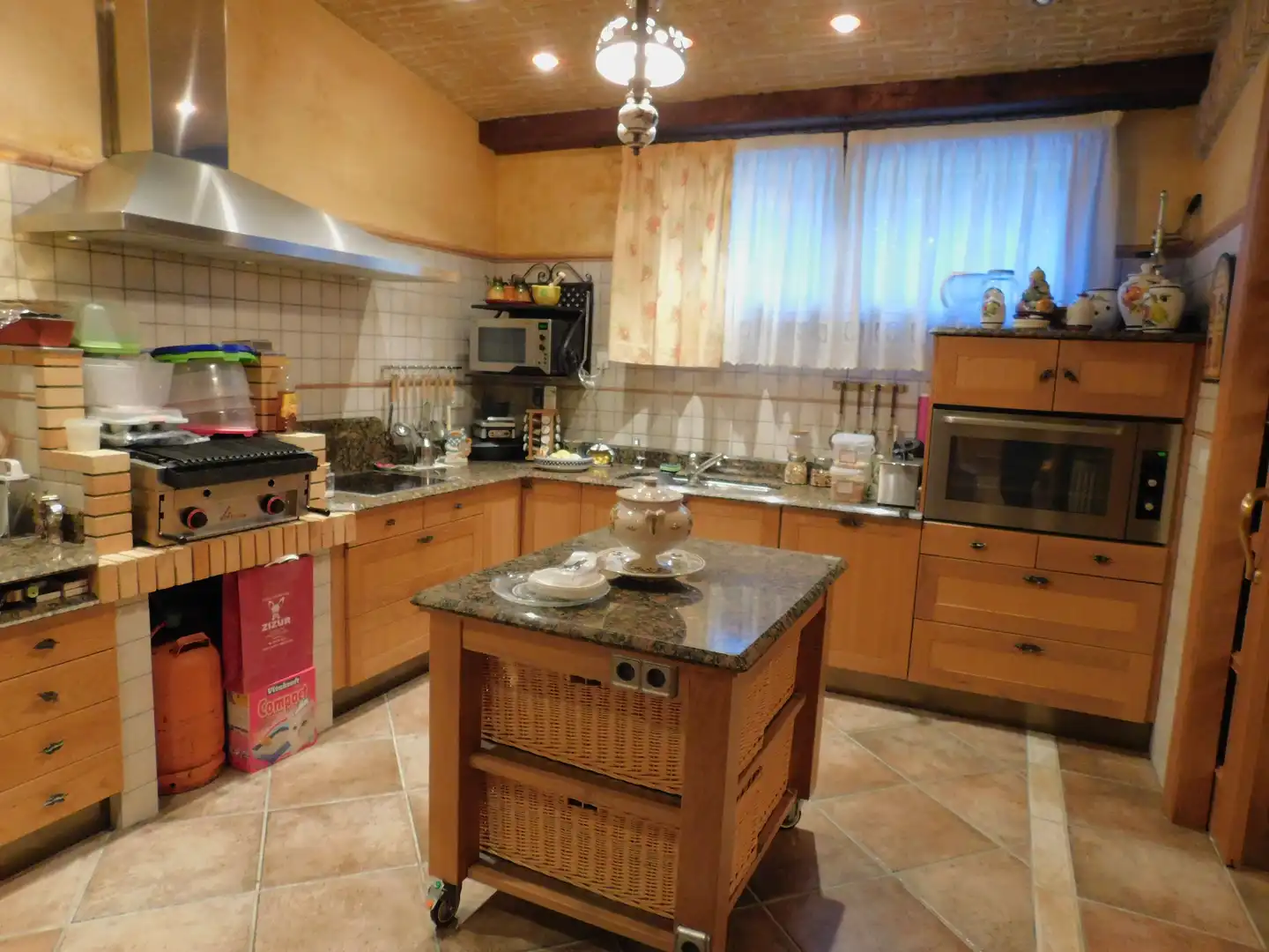 Cocina de Casa o chalet en venta en Zizur Mayor / Zizur Nagusia con Calefacción, Jardín privado y Terraza