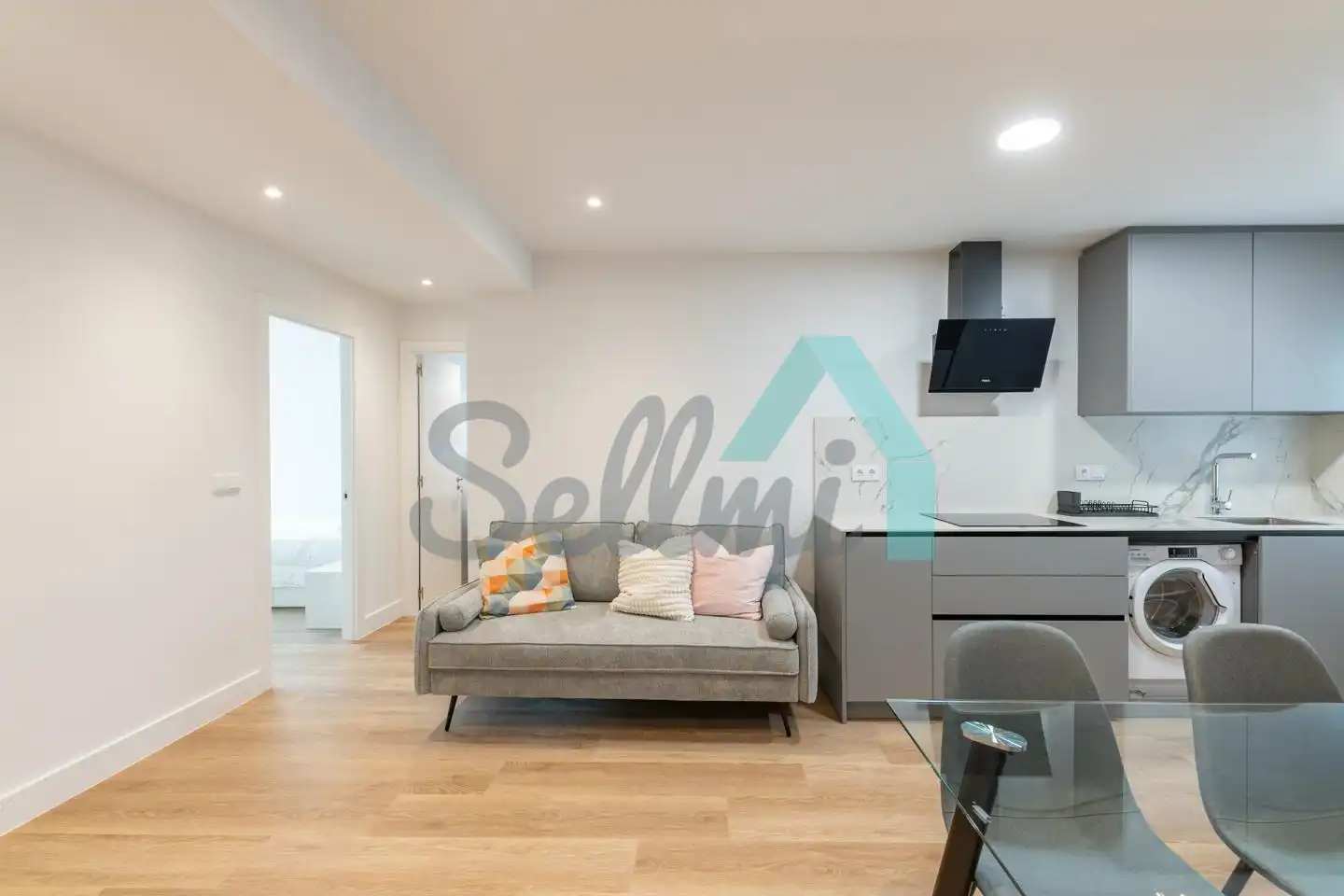 Living room of Flat for rent in Oviedo   with Heating, Terrace and Furnished