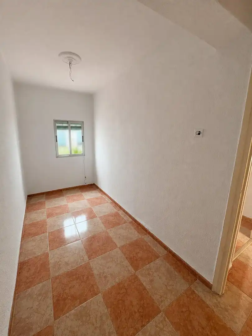 Dormitori de Pis en venda en Granada
