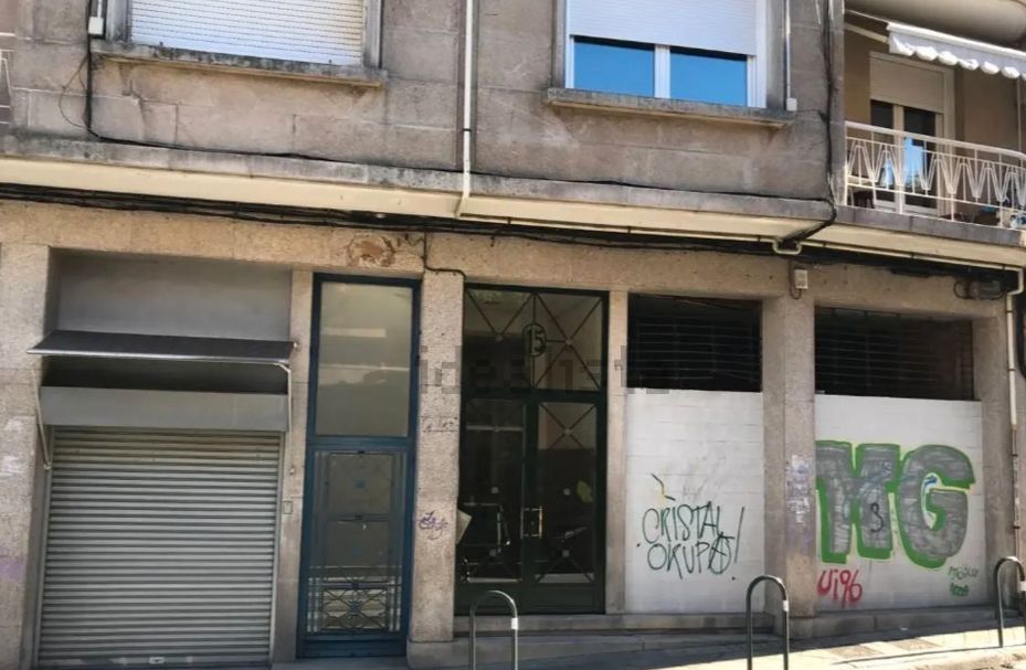 Exterior view of Planta baja for sale in Vigo 