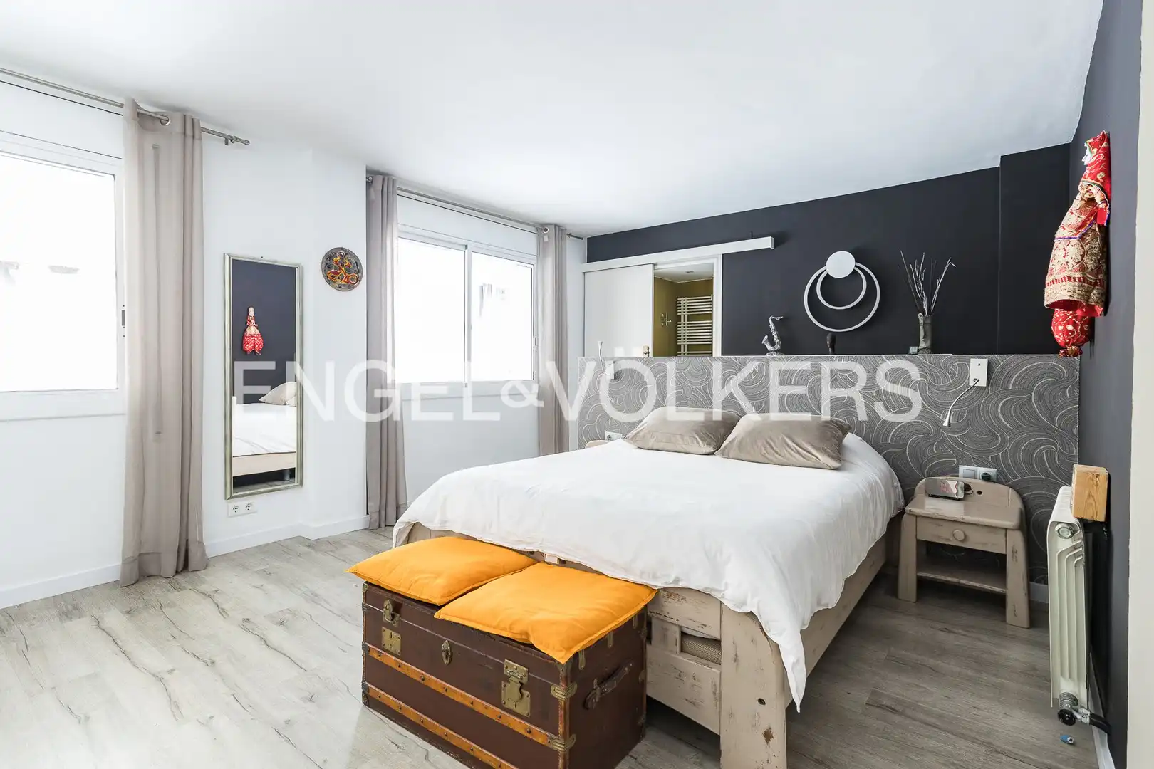 Dormitori de Apartament en venda en Barcelona amb Aire condicionat, Calefacció i Terrassa