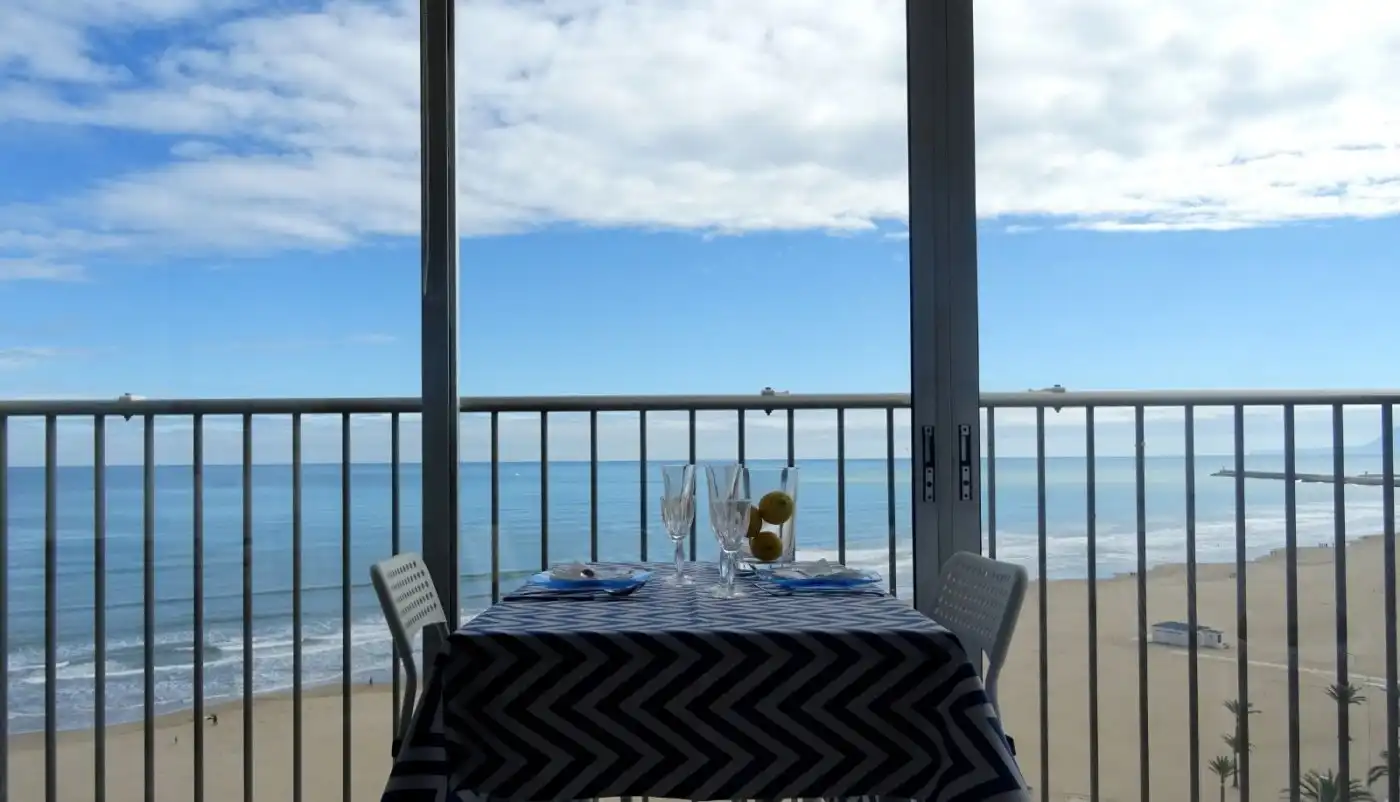 Apartament amb piscina de lloguer a Passeig maritim neptu, imagen 3
