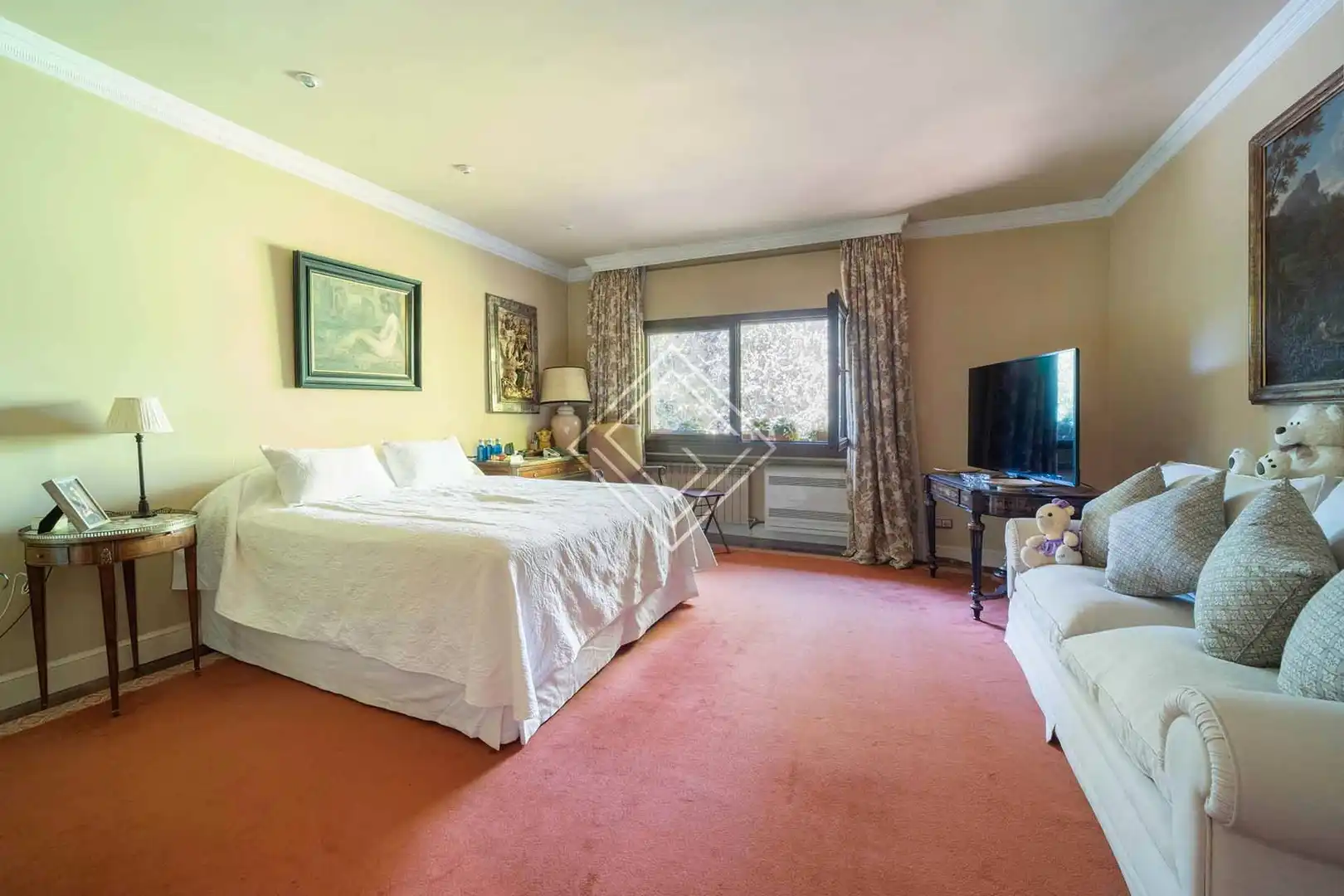Dormitori de Casa o xalet en venda en Madrid amb Jardí privat, Terrassa i Traster