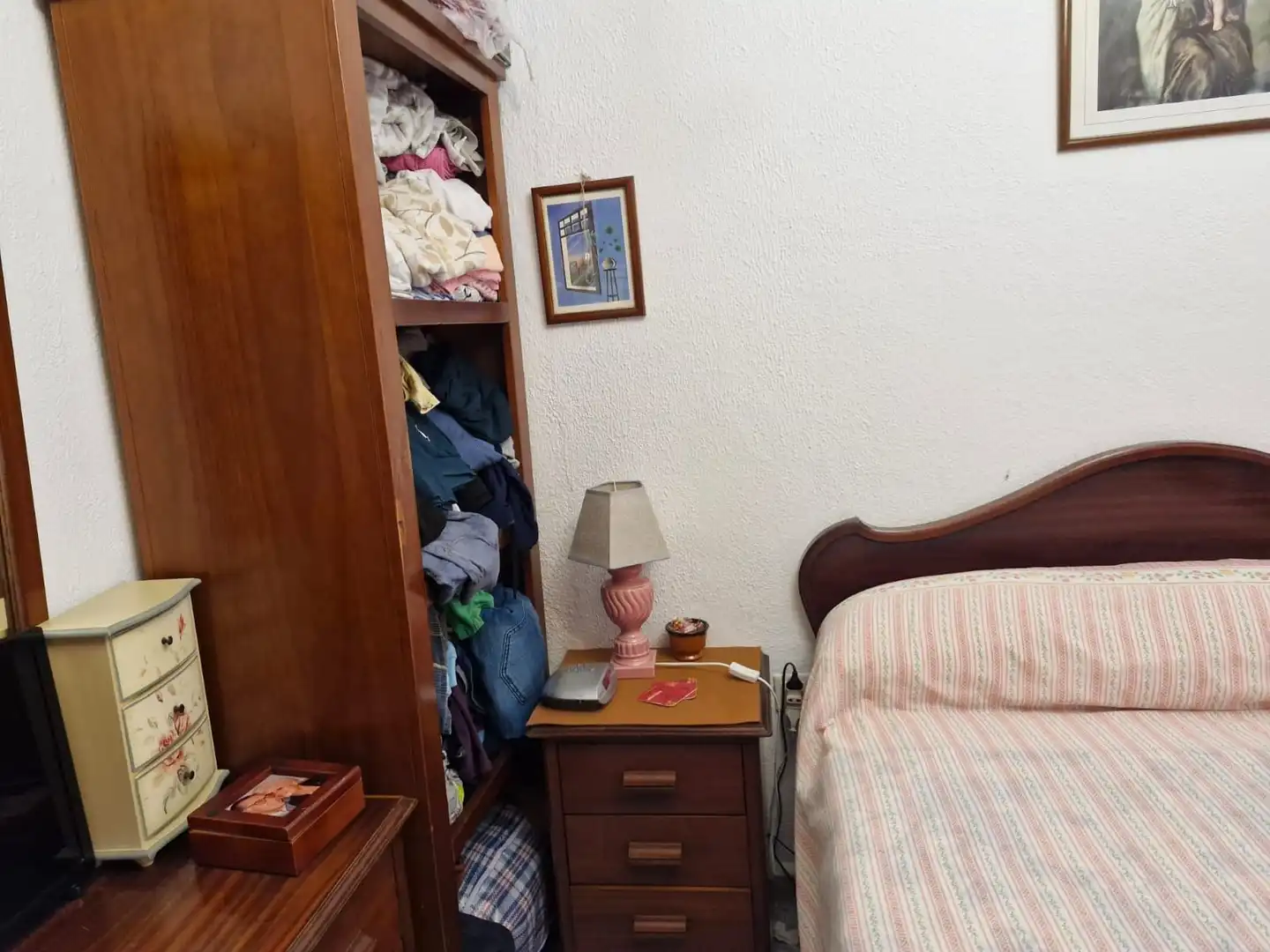 Habitación de Casa adosada en venta en La Línea de la Concepción