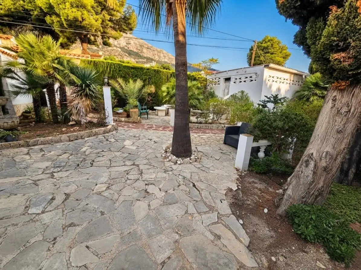 Detached house with pool for sale in El Montgó, imagen 60