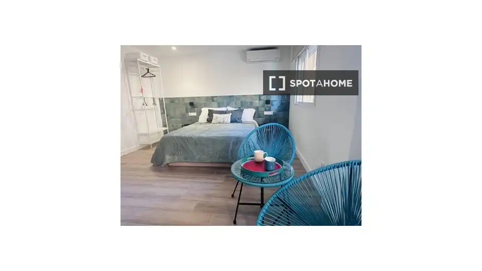 Room in Campello Playa