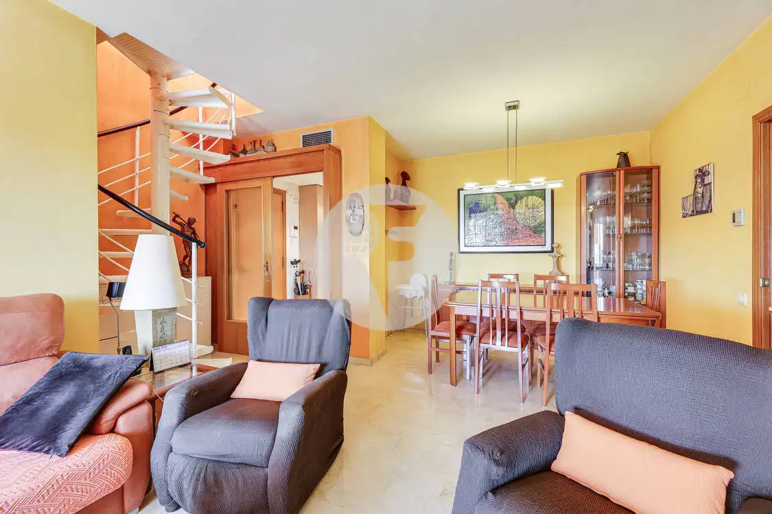 Sala de estar de Ático en venta en Gavà con Aire acondicionado, Calefacción y Terraza