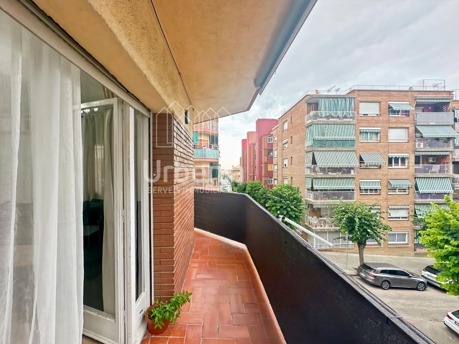 Vista exterior de Pis en venda en Premià de Mar amb Aire condicionat, Jardí privat i Terrassa