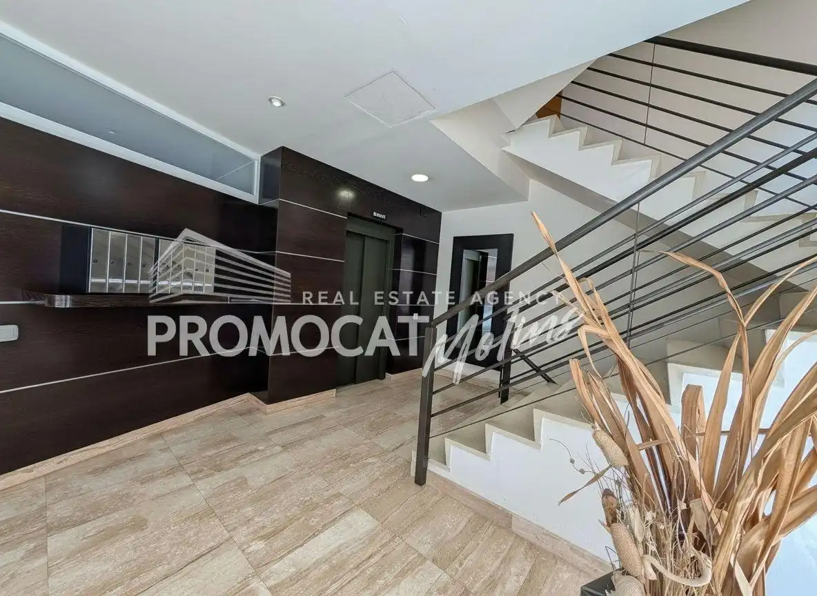 Piso en venta en Molins de Rei con Aire acondicionado, Trastero y Piscina comunitaria