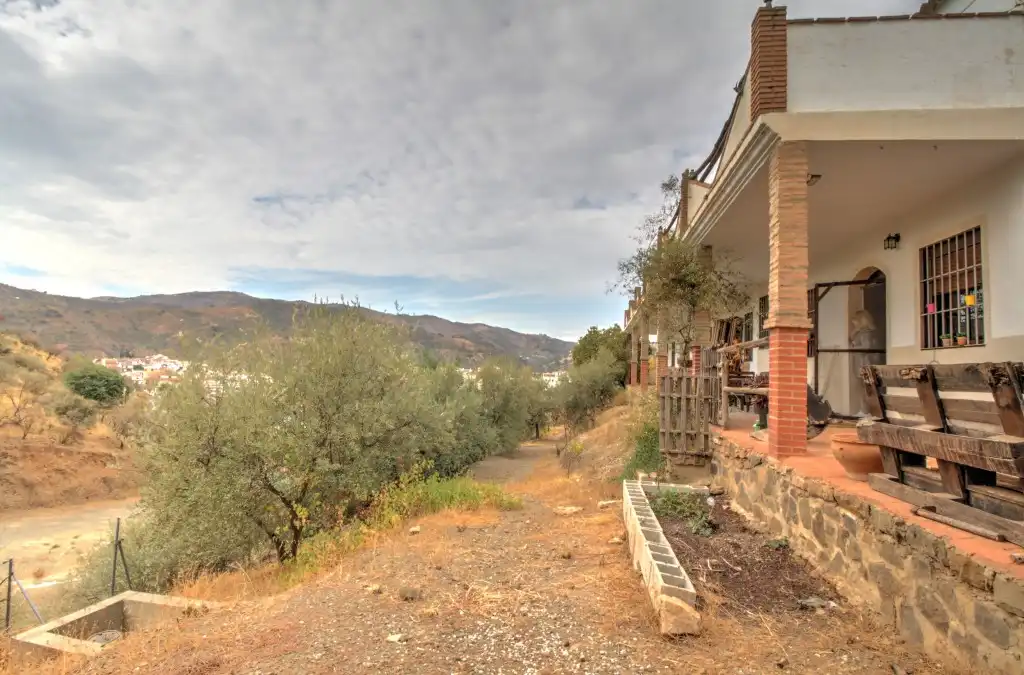 Landhaus mit Pool zum Verkauf in Riogordo, imagen 3