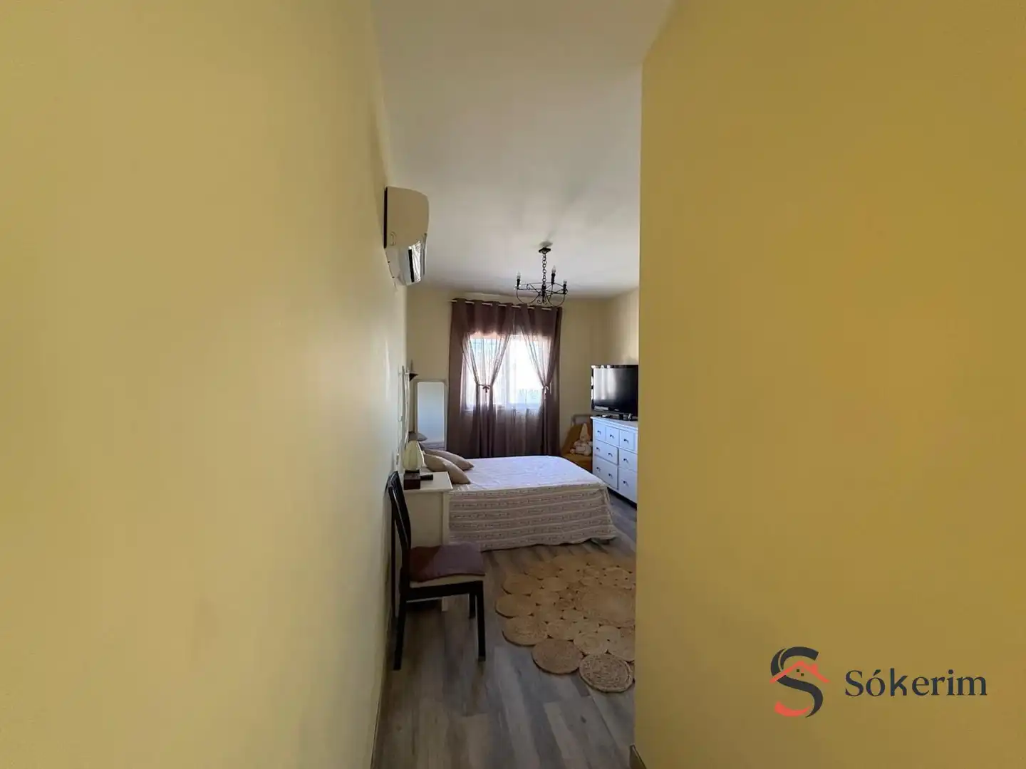 Schlafzimmer von Wohnung zum Verkauf in Alcabón mit Klimaanlage, Heizung und Privatgarten