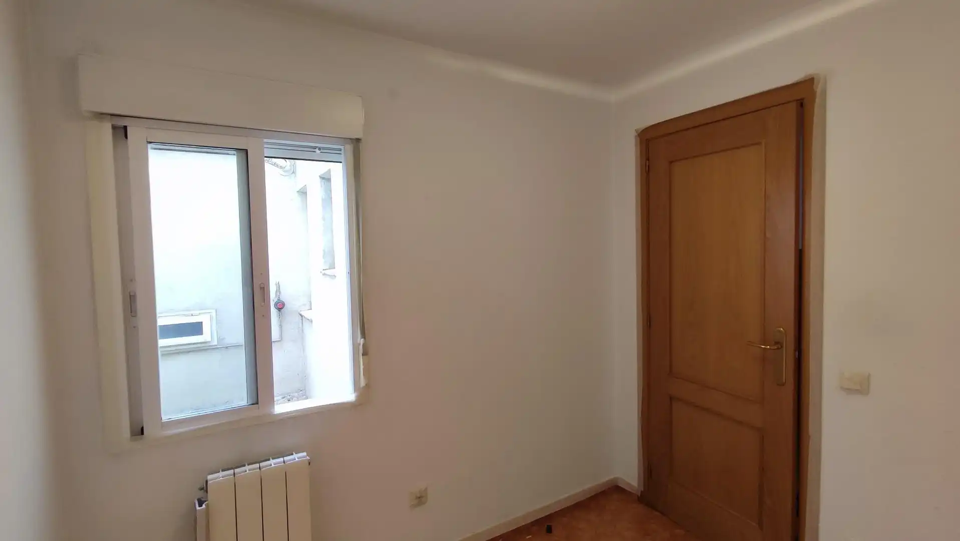 Bedroom of Flat for sale in Zaragoza  with Heating