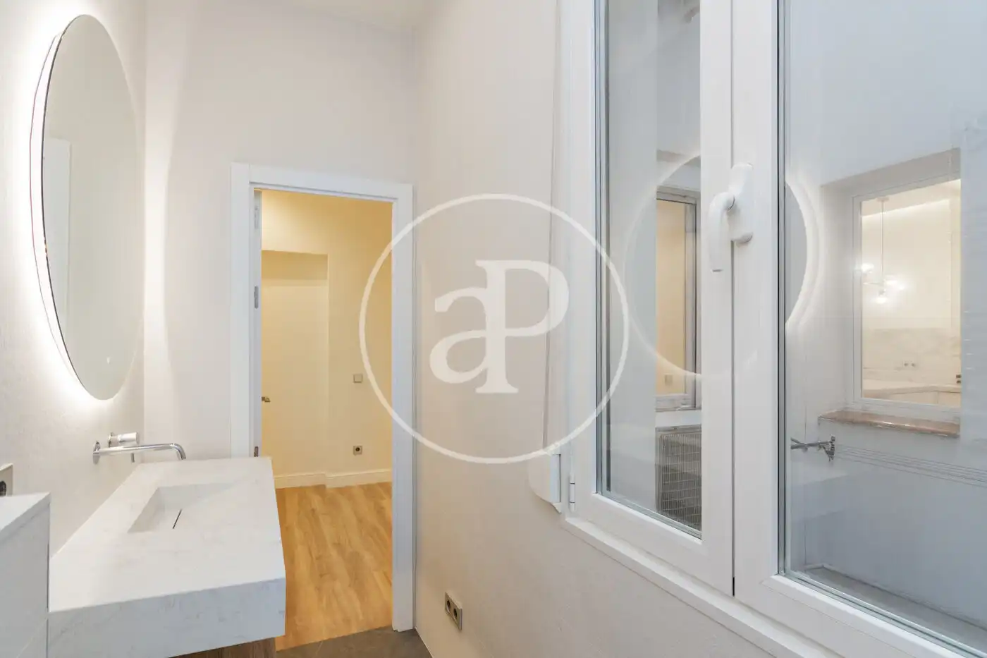 Habitación de Piso en venta en Madrid con Aire acondicionado y Calefacción