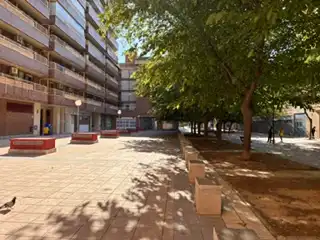 Vista exterior de Local de alquiler en Zaragoza con Aire acondicionado, Calefacción y Parquet
