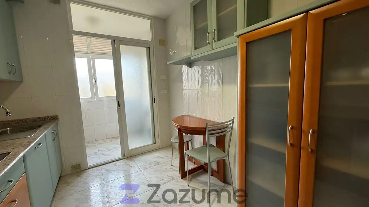 Schlafzimmer von Wohnung zur Miete in Murcia mit Abstellraum, Möbliert und Waschmaschine