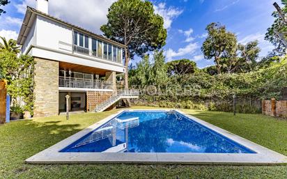 Jardí de Casa o xalet en venda en Castelldefels amb Aire condicionat, Calefacció i Jardí privat