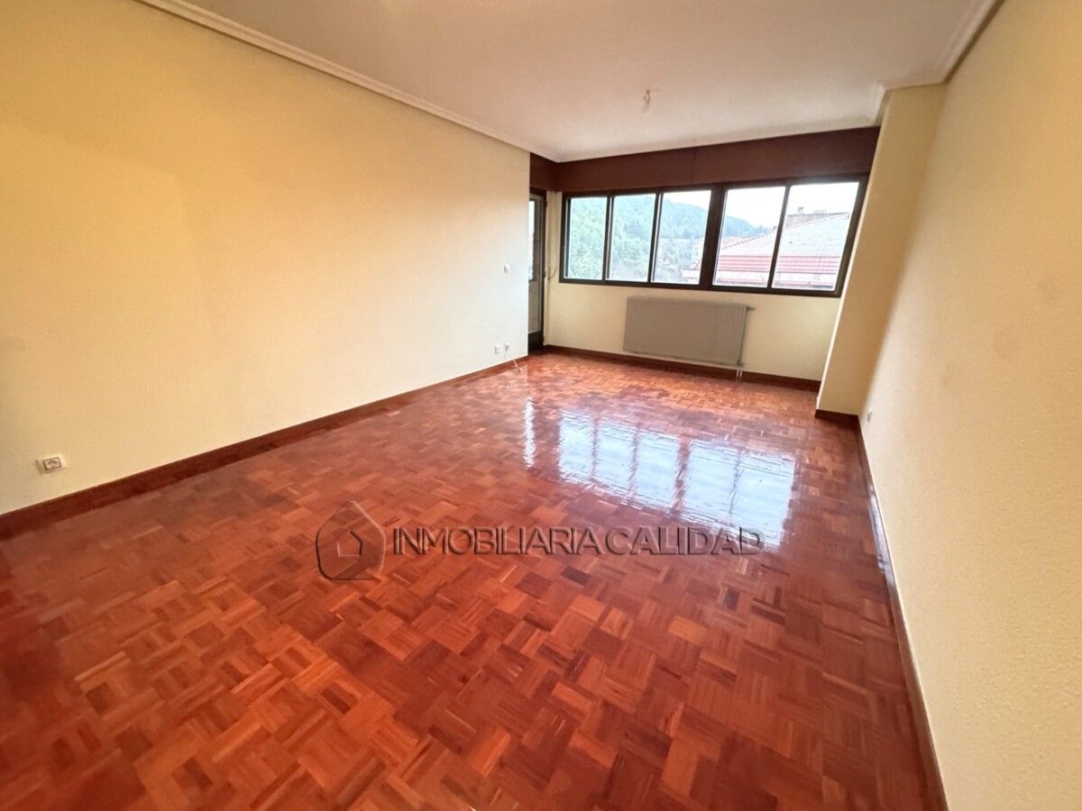 Bedroom of Flat to rent in Burgos Capital  with Heating, Terrace and Storage room